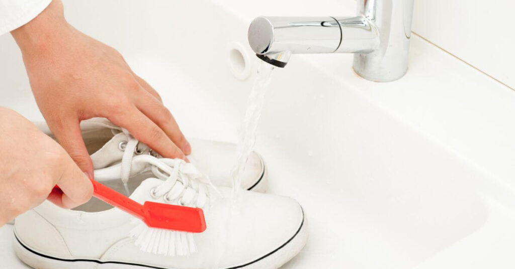 how to clean canvas shoes by Hand Washing